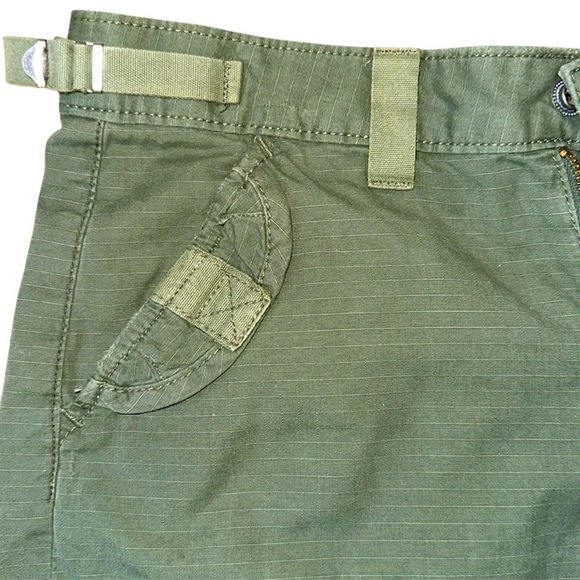 Lucky Brand Back Pocket Cargo Shorts - Picture 8 of 8